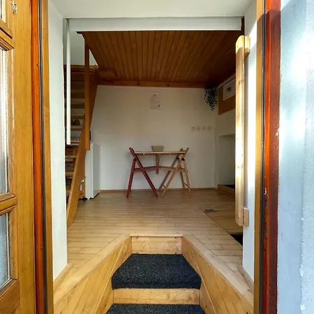 Small Micro-treehouse In The Centre Apartamento Liubliana